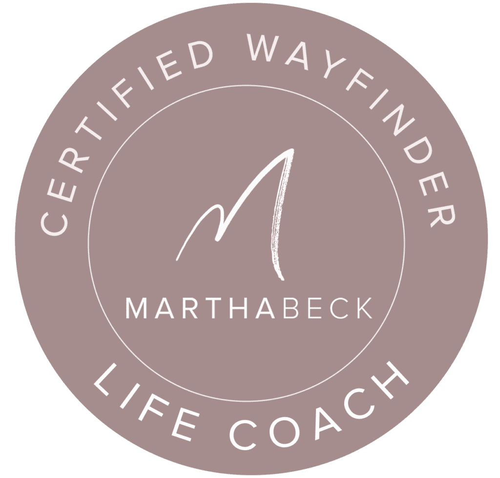 A circle with the words certified wayfinder and life coach written in it.